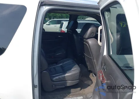 2007 GMC Yukon Xl 1500 Denali из США, поврежденный, VIN 1GKFK66827J306856